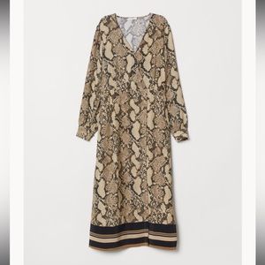 H&M Beige/snakeskin-patterned dress size 6